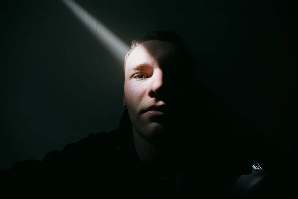Portr&auml;t im Lichtkegel